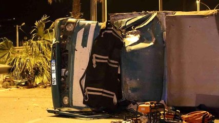 Denizli haber: Denizli'de kargo kamyoneti devrildi: 1 ölü