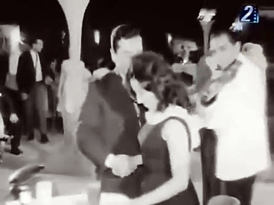 مش كفايه يا حبيبي موسيقار الازمان فريد الاطرش بواسطه سوزان مصطفي