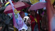 Proibida por autoridades, Europride reúne milhares de ativistas LGBTQIA  em Belgrado