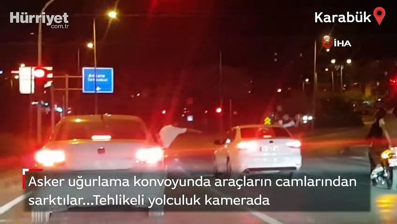 Asker uğurlama konvoyunda araçların camlarından sarktılar...Tehlikeli yolculuk kamerada