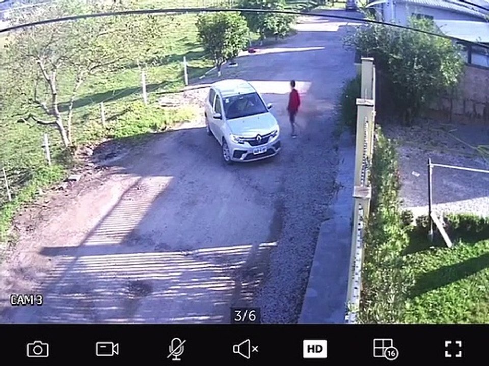 Father Forgets Son at the Gate