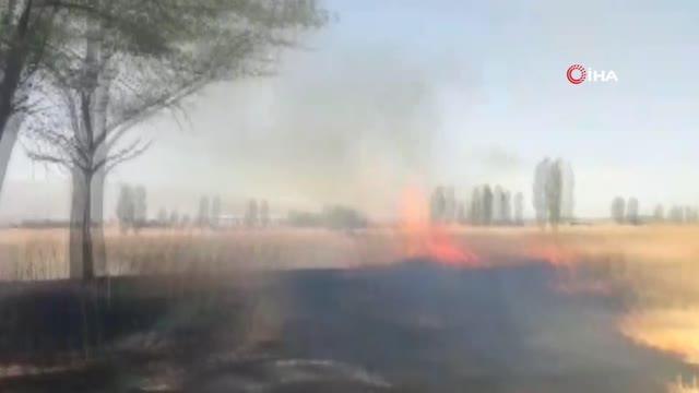 Son dakika haberleri! Arazide çıkan anız yangını büyümeden söndürüldü