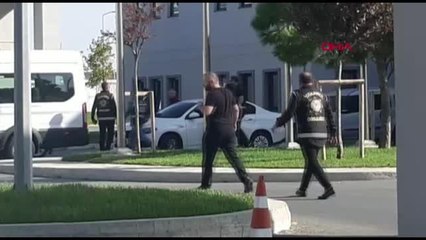 SEDAT PEKER'İN BASIN DANIŞMANI EMRE OLUR İSTANBUL'A GETİRİLDİ-1