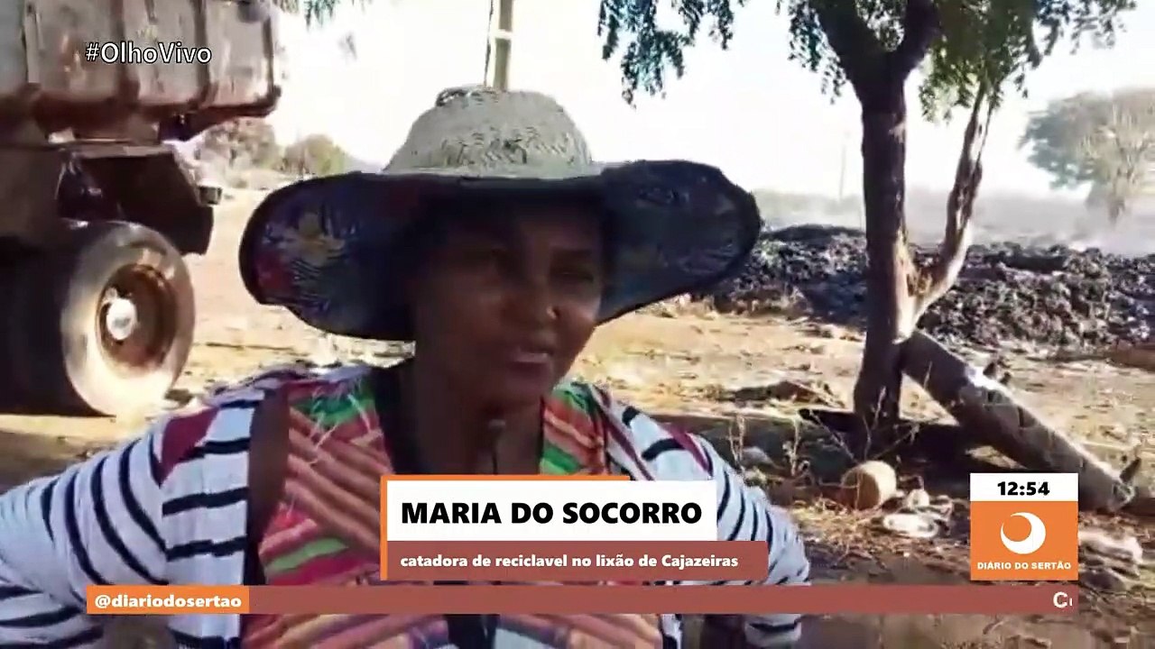 Catadores de recicláveis sofrem com incêndios no lixão de Cajazeiras: “A gente vive daqui”