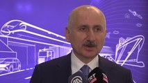 Bakan Karaismailoğlu, milli elektrikli trenle yolcu taşımaya başlamayı hedeflediklerini söyledi