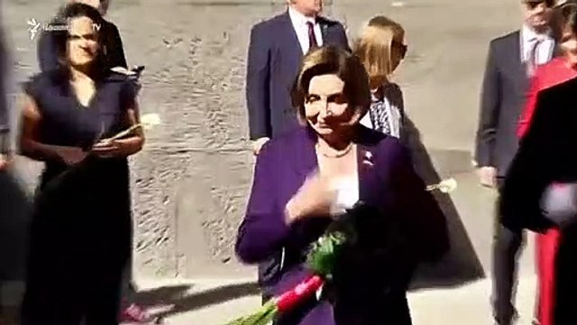 ABD Temsilciler Meclisi Başkanı Pelosi, Erivan'da 'Ermeni Soykırımı Anıtı'nı ziyareti sırasında ağladı