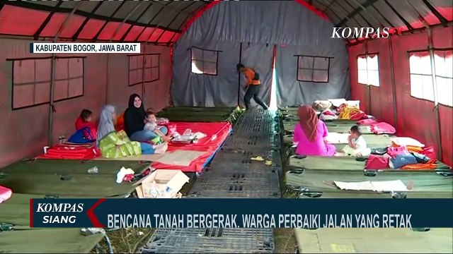 Jalan di Kampung Curug Bogor Retak Cukup Parah Akibat Bencana Tanah Bergerak!