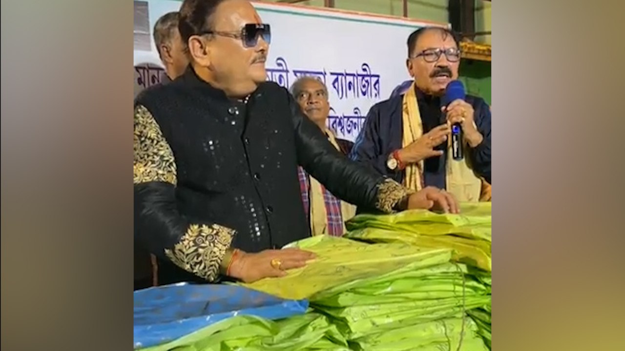 মমতা ছাড়া কাউকে মানি না, মদন ছাড়া ক্রীড়ামন্ত্রী কাউকে মানি না: প্রসূন  | Oneindia Bengali