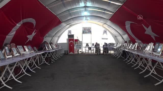 Diyarbakır gündem haberleri: DİYARBAKIR - Diyarbakır anneleri evlatlarını bekliyor