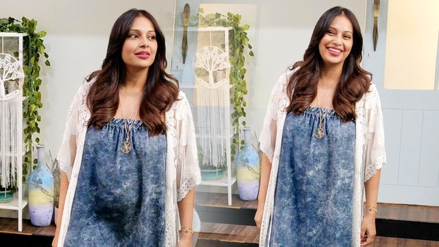 बिपासा बसु को बहुत ही क्यूट अंदाज में किया गया स्पॉट, एक्ट्रेस ने बेबी बंप किया स्पॉट