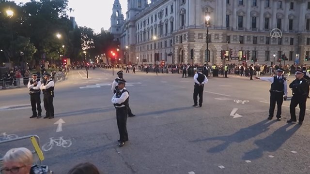 Polis Kraliçe'nin cenaze töreni için olağanüstü güvenlik önlemi aldı