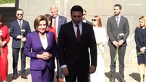 Pelosi denuncia los “ataques mortales e ilegales” de Azerbaiyán contra Armenia