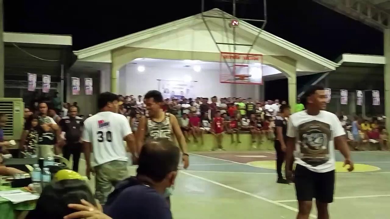 Halfcourt Shot Challenge