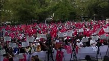 İstanbul'da Lgbti Karşıtı Yürüyüş Yapıldı