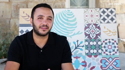 شاهد: لبناني يسعى للحفاظ على تراث صناعة البلاط بالرغم من الأزمات المتعاقبة