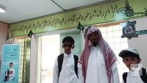 يحيى المالكي شاب سعودي كفيف نجح في مواصلة دراسته وأصبح معلما ووالدا لطفلين كفيفين يستلهمان نجاحه في تحدي الإعاقة - عبر - @Mohammed62_S