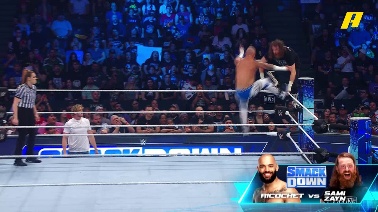 فريق إمبيريوم يحسم المباراة لصالحه بهذه الطريقة الفنية في SmackDown
