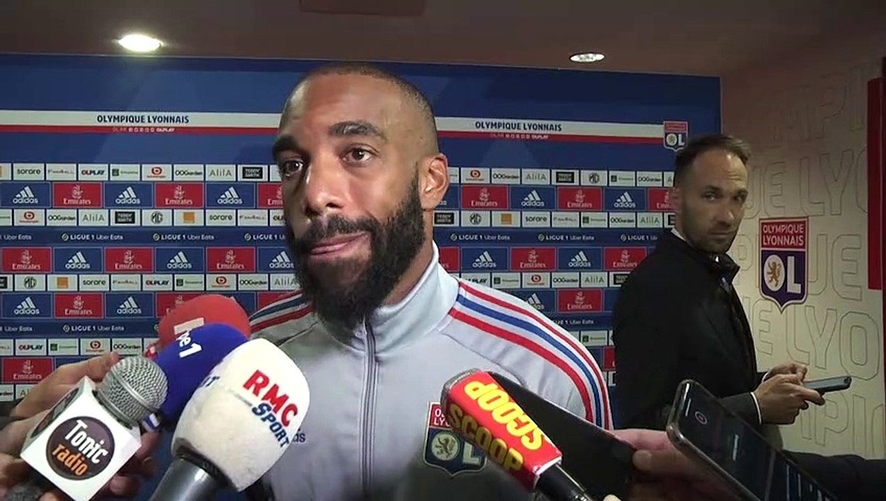 OL : Alexandre Lacazette évoque le nouveau système de jeu