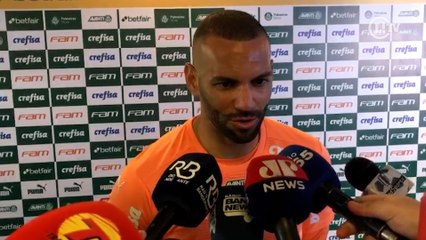 Weverton leva no bom humor lance de estranhamento com Soteldo no clássico paulista