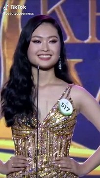 Câu hỏi của Á Hậu Kim Duyên trong đêm chung kết Hoa Khôi Sông Vàm tối hôm nay