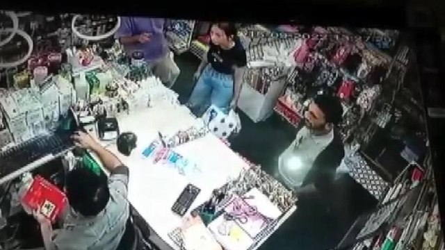 Çaldığı ürünü iade edip parasını istedi