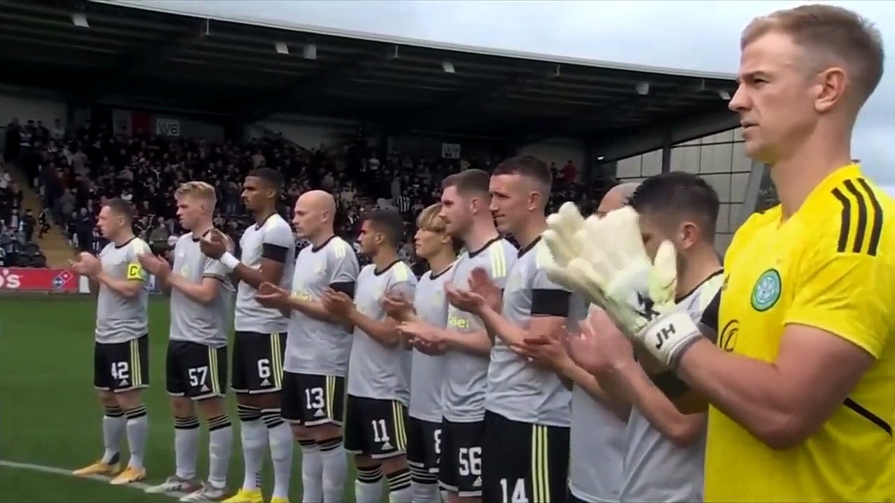Celtic taraftarından Kraliyet Ailesi'ne protesto: Nefret ediyorsan alkışla