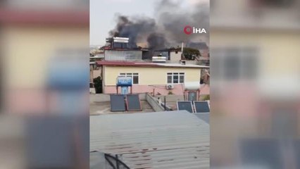 Odunlukta çıkan yangın korkuttu