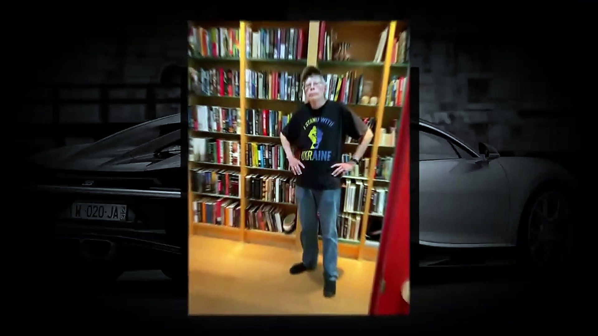 ⁣Stephen King's Lifestyle 2022 [Net Worth, Houses, Cars]