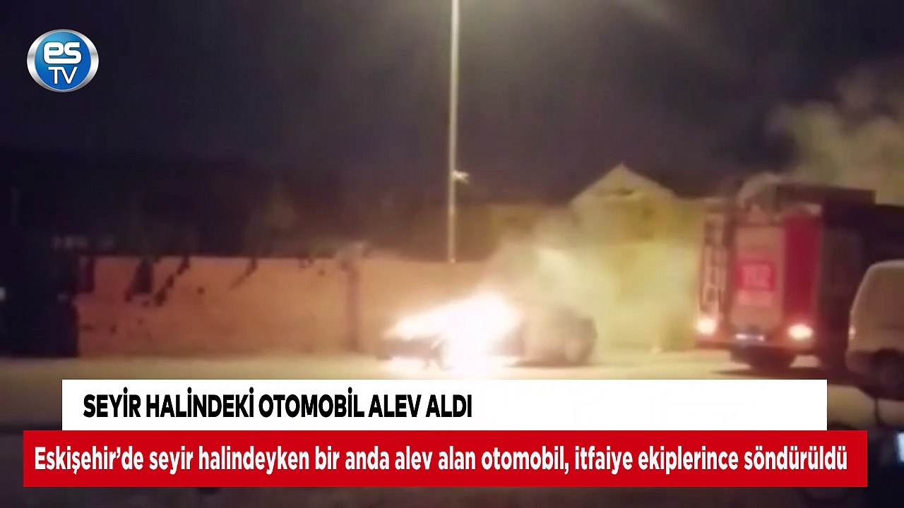 Seyir halindeki otomobil alev aldı