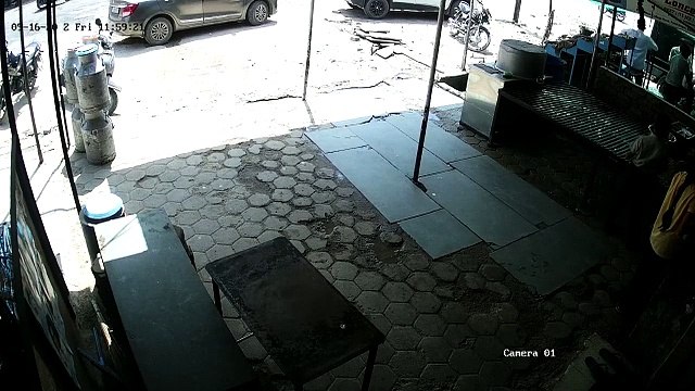 राजस्थान में बेकाबू हो गई कार , दुकान में घुसी, स्कूल की बच्ची को चपेट में लिया.... CCTV आया सामने