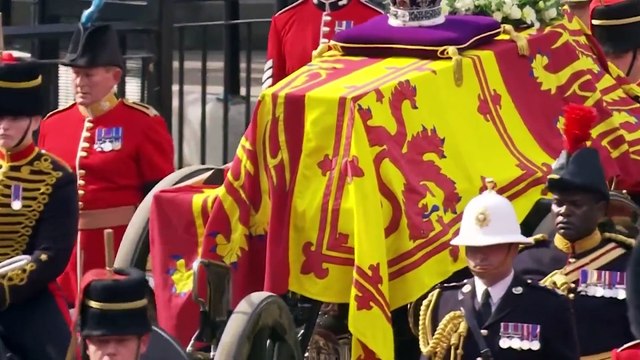 Cierra la capilla ardiente: Reino Unido, listo para el último adiós a Isabel II