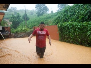 Fiona mira a República Dominicana tras golpear Puerto Rico