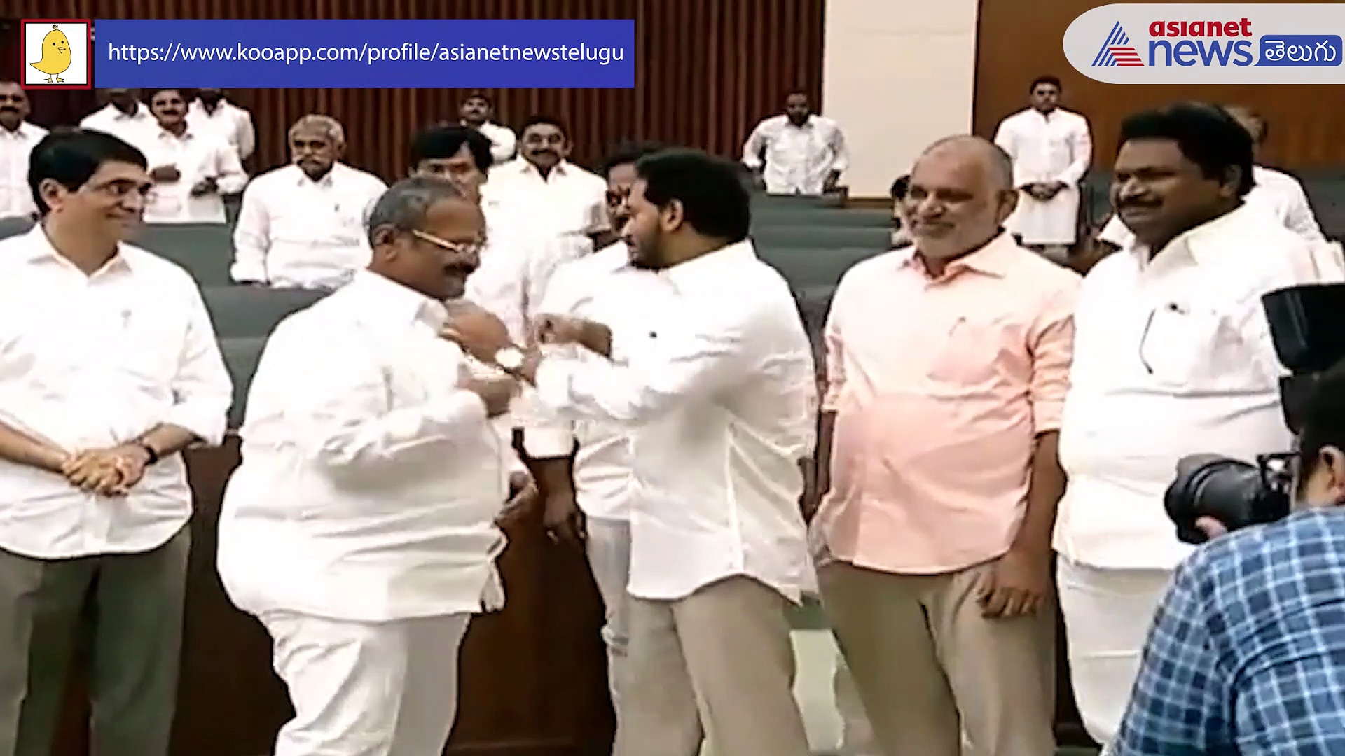 ఏపీ అసెంబ్లీ డిప్యూటీ స్పీకర్ గా కోలగట్ల వీరభద్రస్వామి ఏకగ్రీవం...    