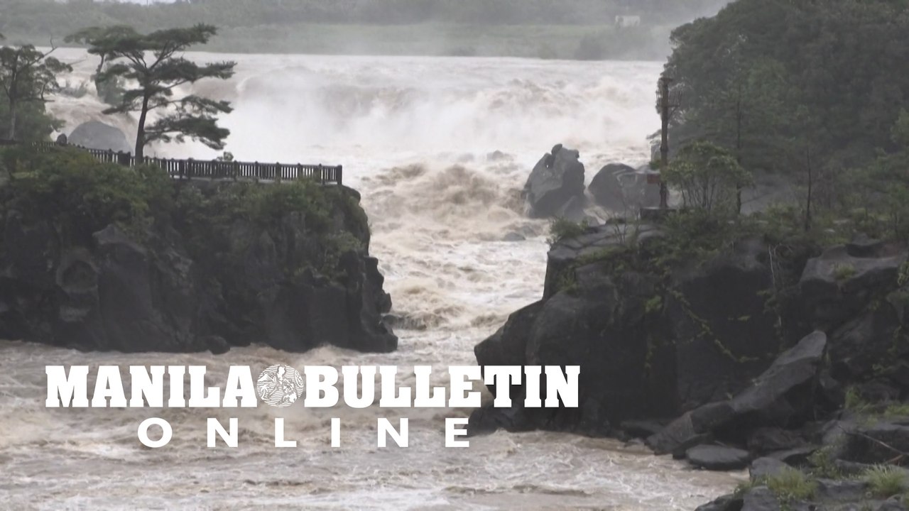 Japan: Swollen river and debris on roads after Typhoon Nanmadol