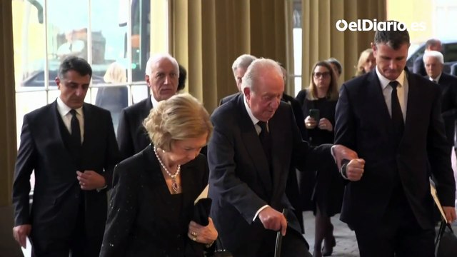 Felipe VI y Juan Carlos I coinciden en la recepción de Carlos III en el Buckingham