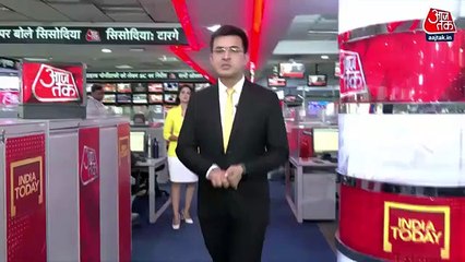 Peshawar से Dubai जा रहा था प्‍लेन_ हवा में विमान के शीशे को तोड़ने लगा पाकिस्‍तानी यात्री _ Latest