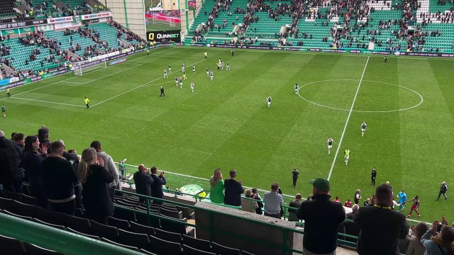 Hibs v Aberdeen full-time