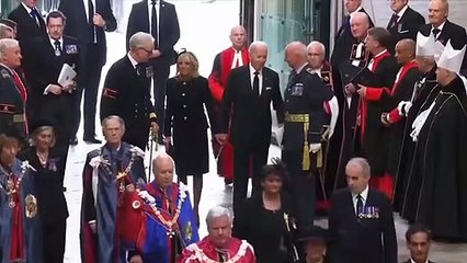 Biden, Kraliçe'nin cenazesinde gülerken yakalandı