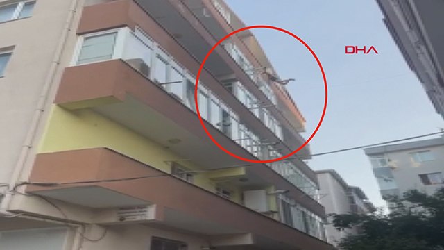 Polis, balkondan kaçarken yakaladı