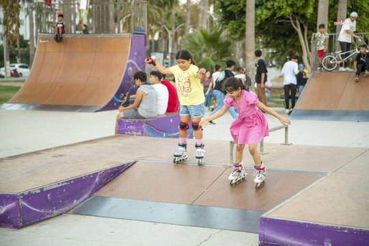 Mersin yerel haberleri: Avrupa Hareketlilik Haftası Kapsamında Mersin'de Süslü Kadınlar Bisiklet Turu Düzenlendi