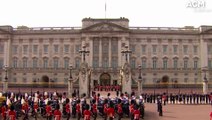 Queen Elizabeth II passes Buckingham Palace one final time | September 19, 2022 | ACM
