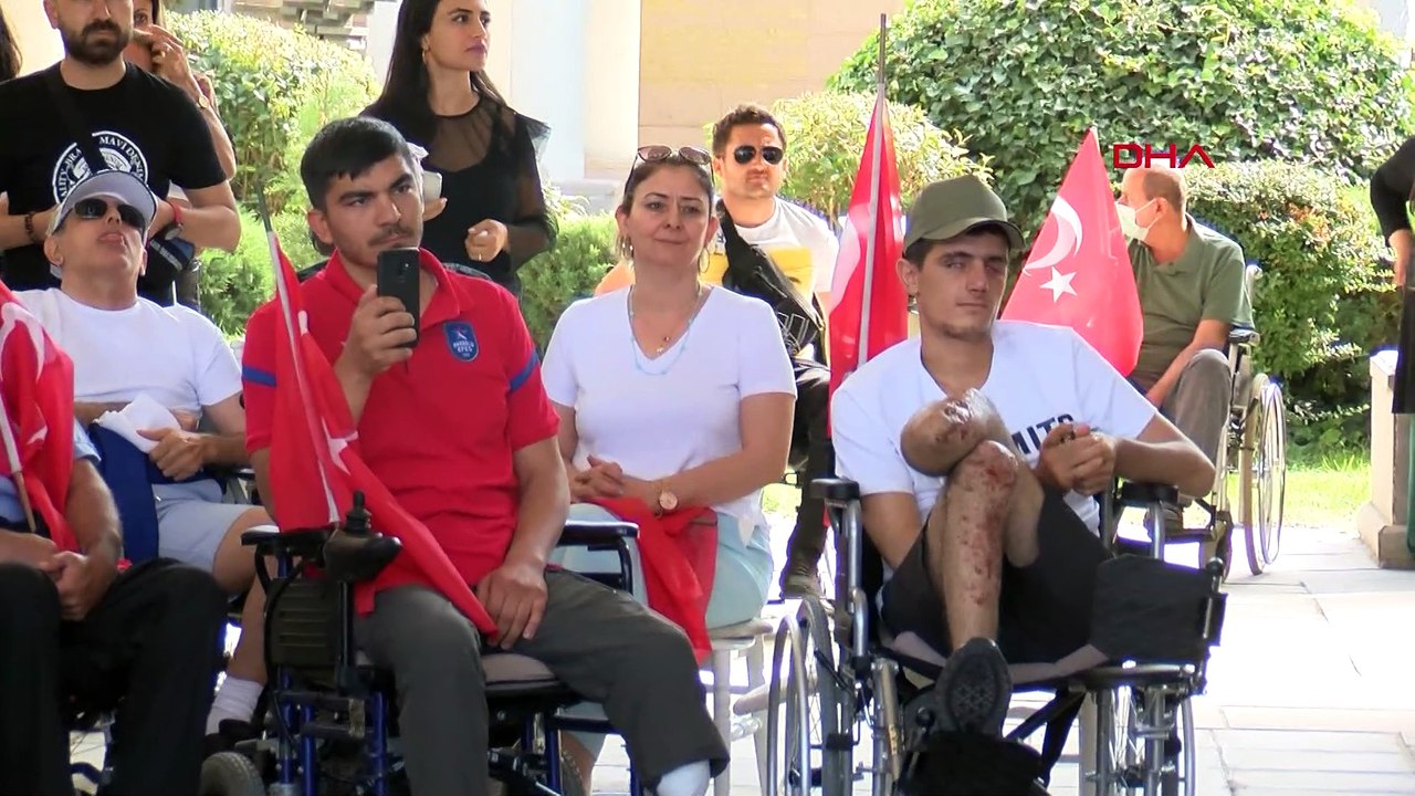 Haluk Levent'ten gazilere konser