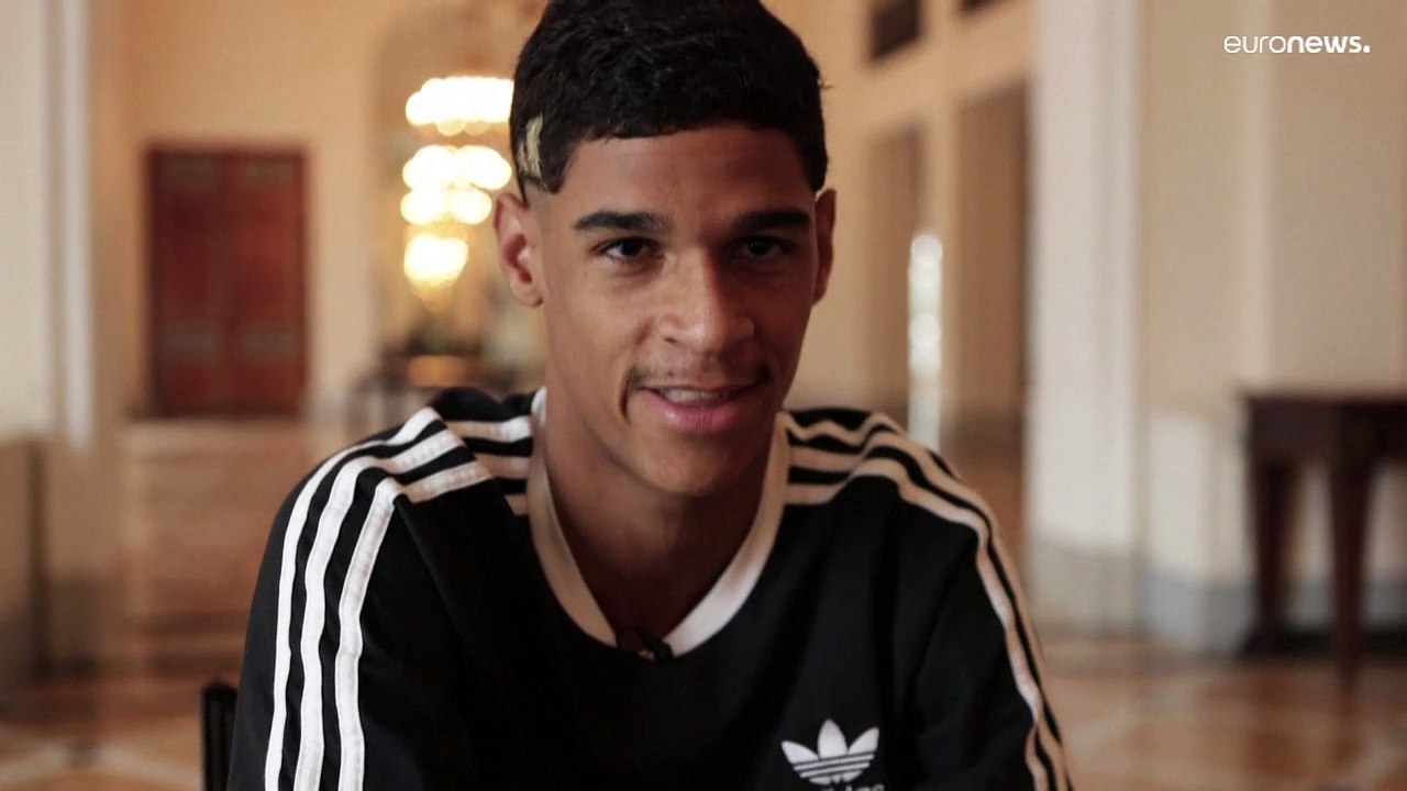 Höhen und Tiefen eines Fußball-Influencers, der mit 20 reich wurde