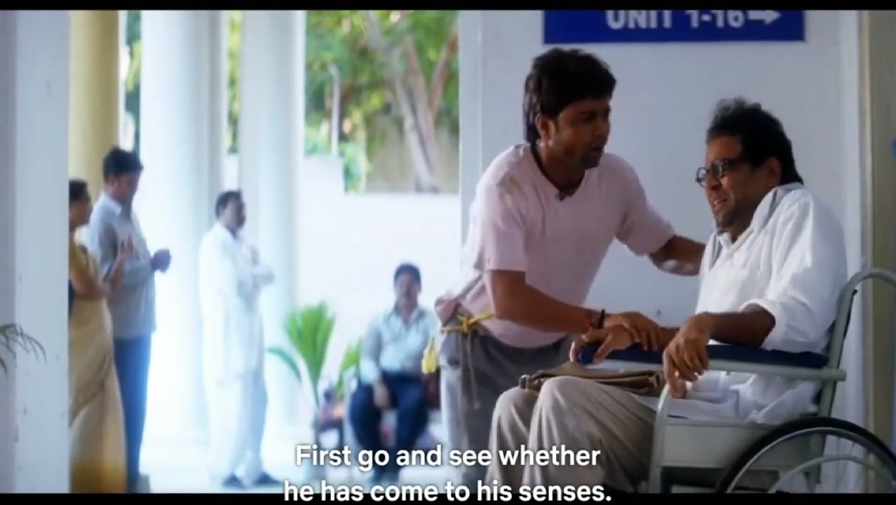 Paresh Rawal Rajpal Yadav What happened to the one who became rich?  परेश रावल राजपाल यादव उसका  हाथ में क्या लगा जो अमीर हो गया/ Paresh rawal comedy movie/ Paresh Rawal Rajpal Yadav What did he feel in his hand who became rich