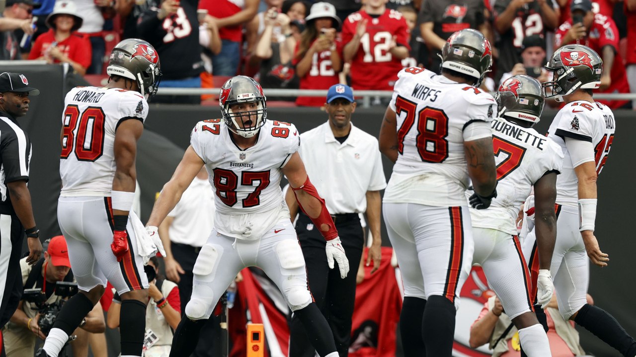 Defense Was The Difference In Bucs Week 2 Win Against Saints