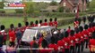 Funérailles d'Elizabeth II: le cortège arrive à Windsor et emprunte The Long Walk qui mène au château