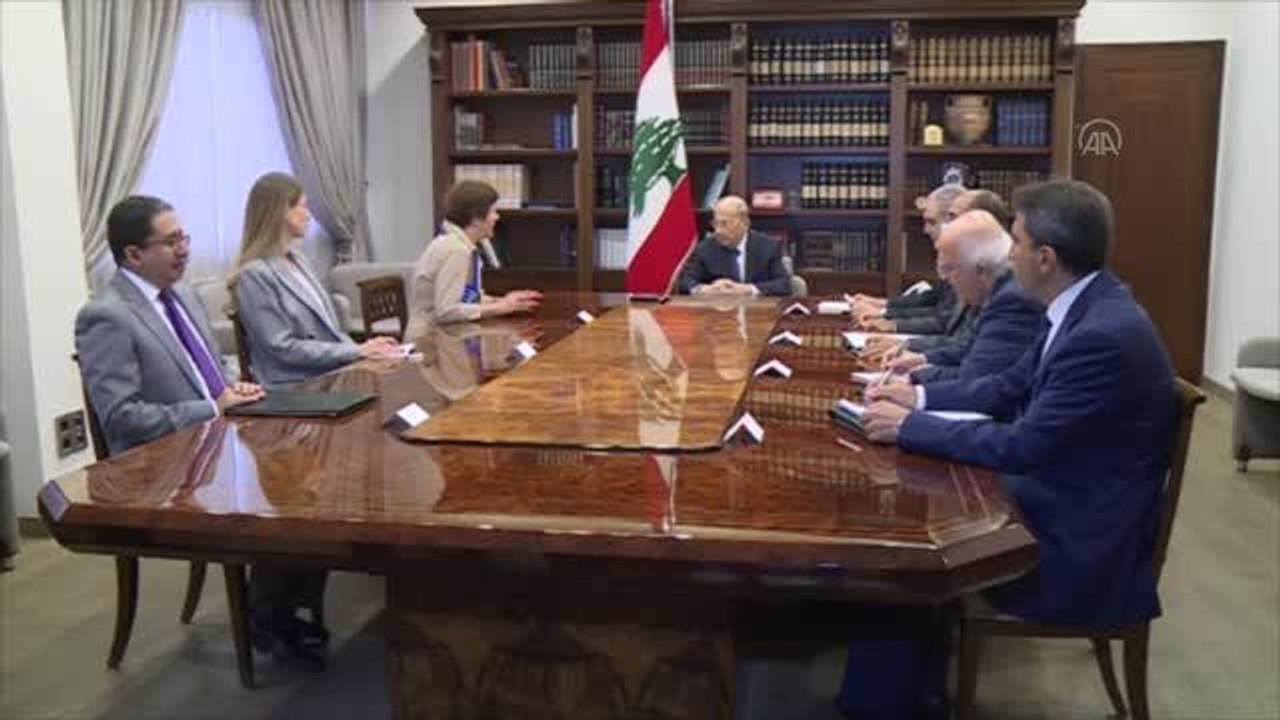 Lübnan Cumhurbaşkanı Mişel Avn