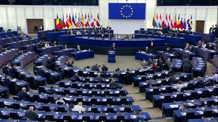 La UE valora aplicar sanciones al petróleo ruso