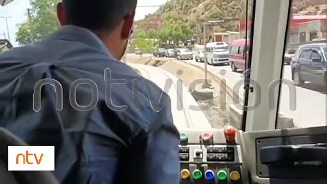 "Imprudencia al volante": Casi se produce el primer accidente del Tren Metropolitano