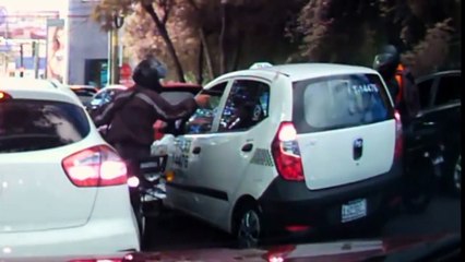 ¡Asechado por la muerte! continúa el rubro de taxis en Honduras